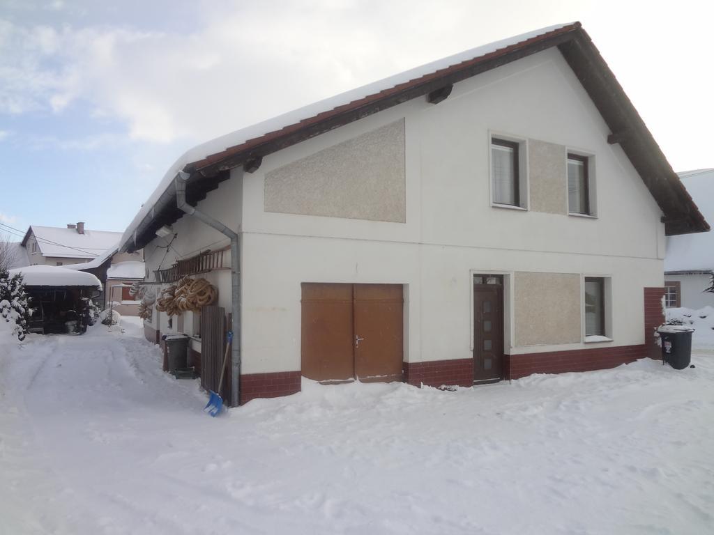 Horni Branna Holiday House Moravkovi מראה חיצוני תמונה